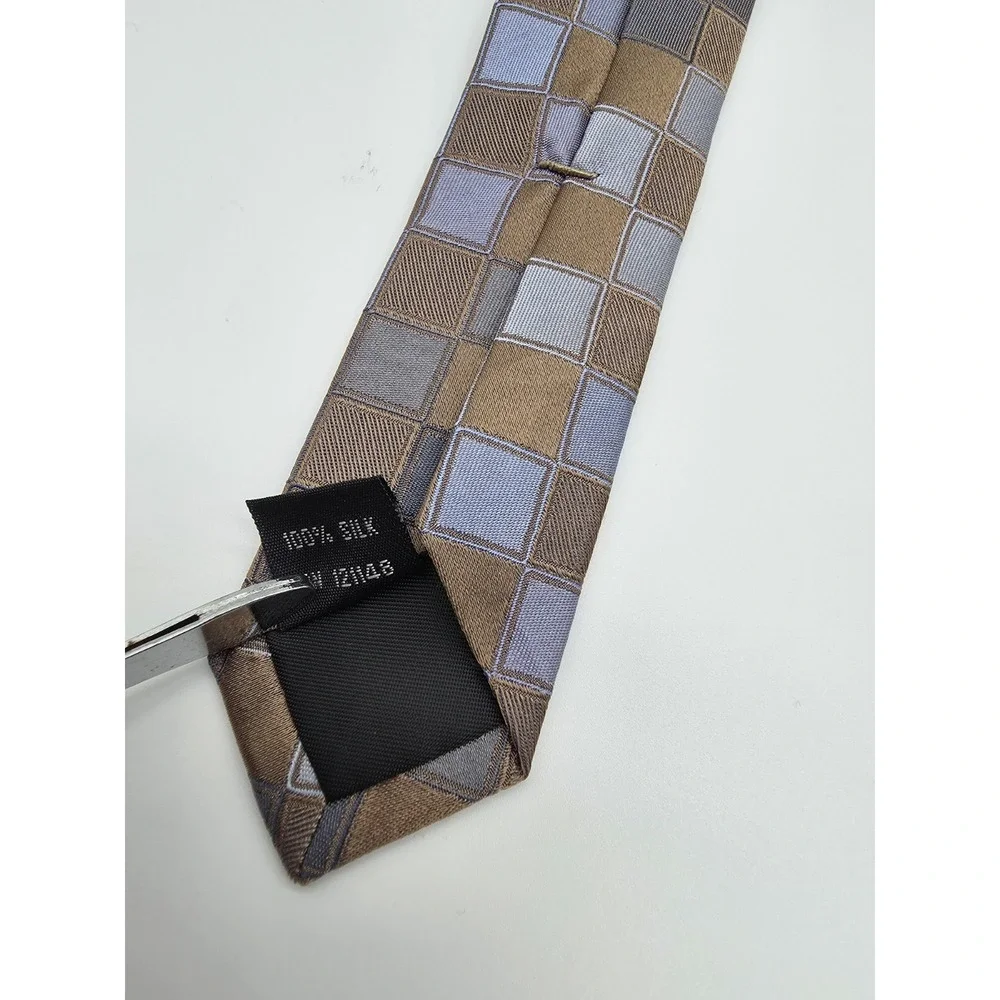 Kenneth Cole Reaction Brown Blue Geometric Fluorescent Pattern Tie 57
